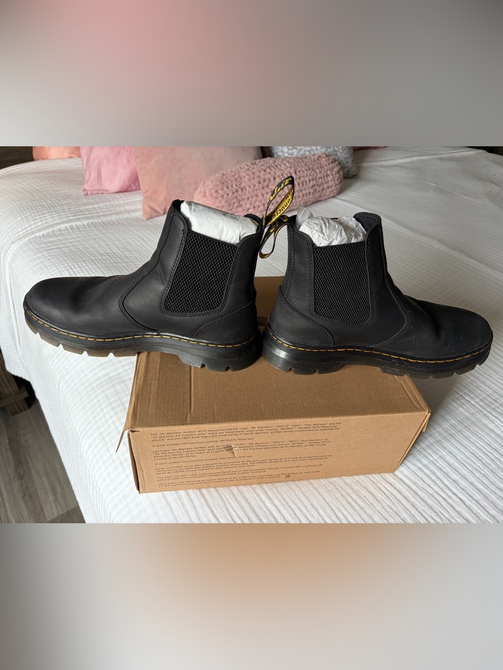 Dr. Martens Embury Chelsea Boots - Picture 3 of 7